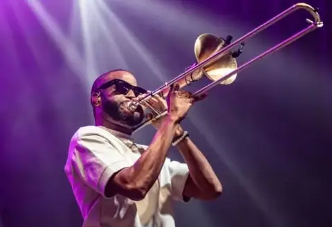 tromboneshorty
